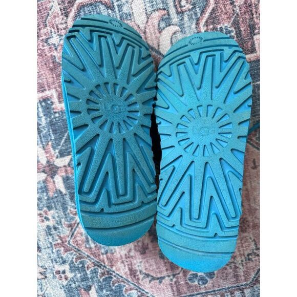 UGG Neumel Men's Chukka Boots Size 10 Graphic Outline‎ Casual - Picture 8 of 8